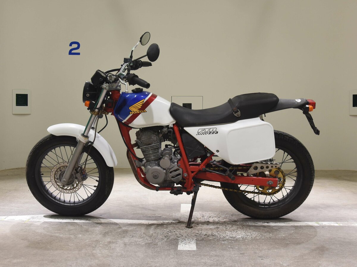 Надежная рабочая лошадка — мотоцикл honda ftr 223