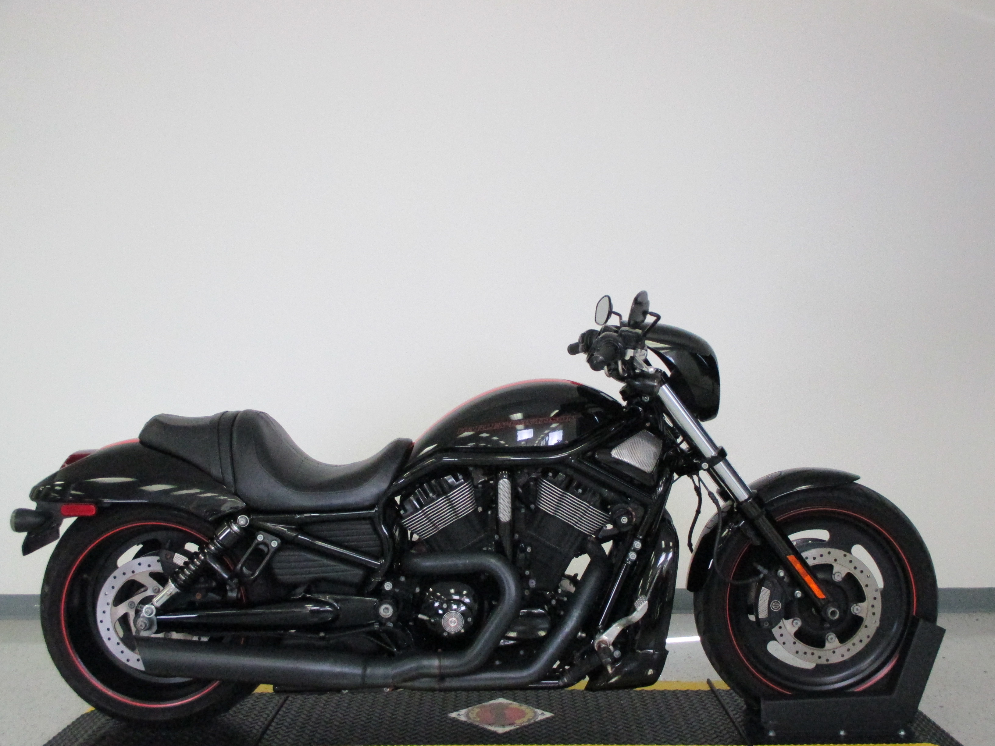 Softail fat boy special,deluxe,heritage,softail blackline,v-rod,night rod special,muscle.