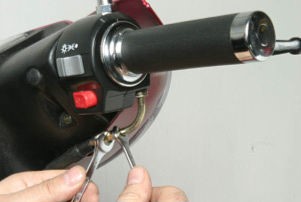 Как заменить ручки на руле мотоцикла? - otomkak.com