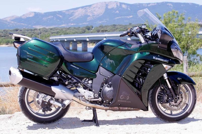 Kawasaki gtr 1400 (gtr1400) – отзывы и характеристики