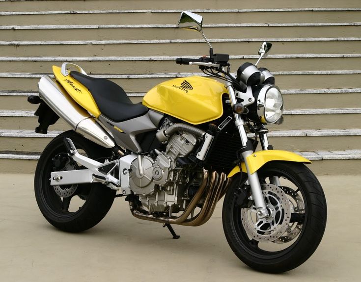 Тест-драйв honda cb600f hornet от журнала "motorcycle daily" — bikeswiki - энциклопедия японских мотоциклов