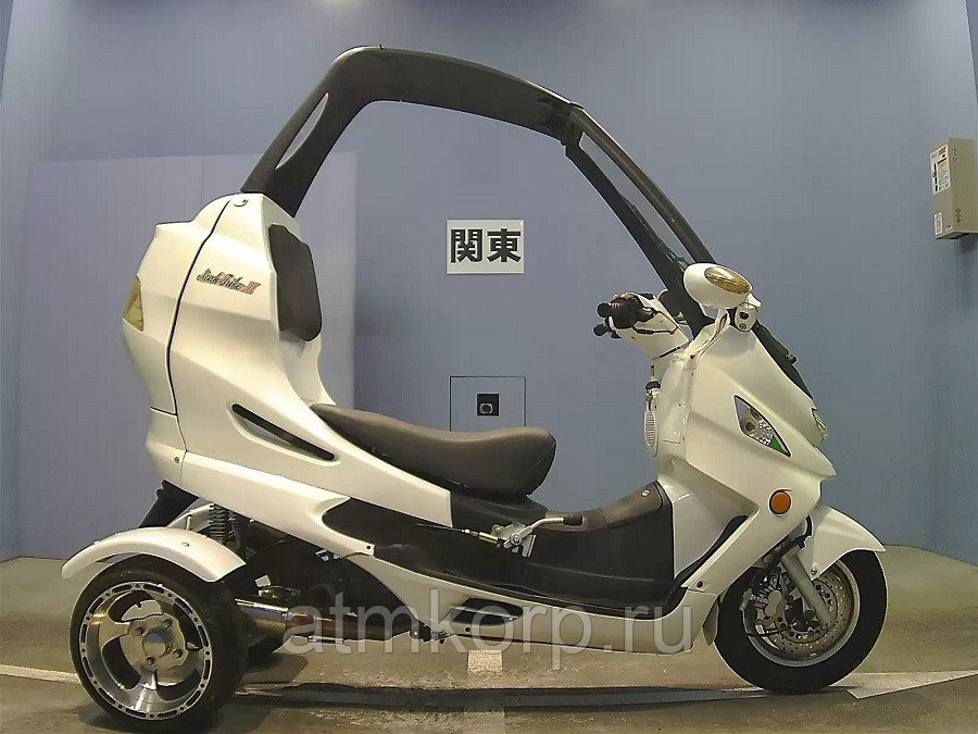 Трехколесный скутер Honfa Just (Хонда Джуст)