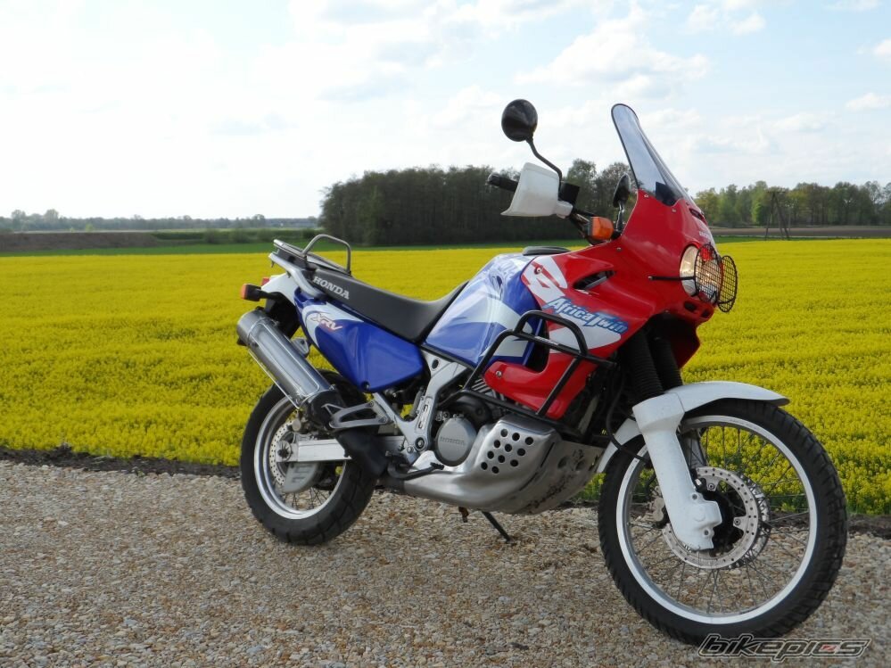 Полный обзор мотоцикла honda africa twin | ru-moto