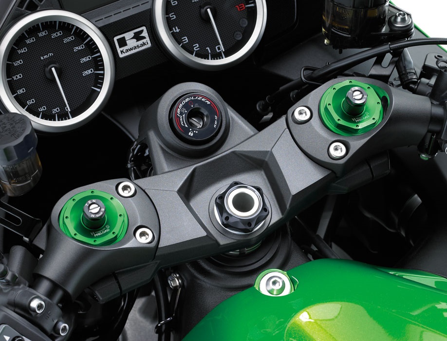Тест-драйв мотоцикла Kawasaki ZZR1400 (ZX14R)
