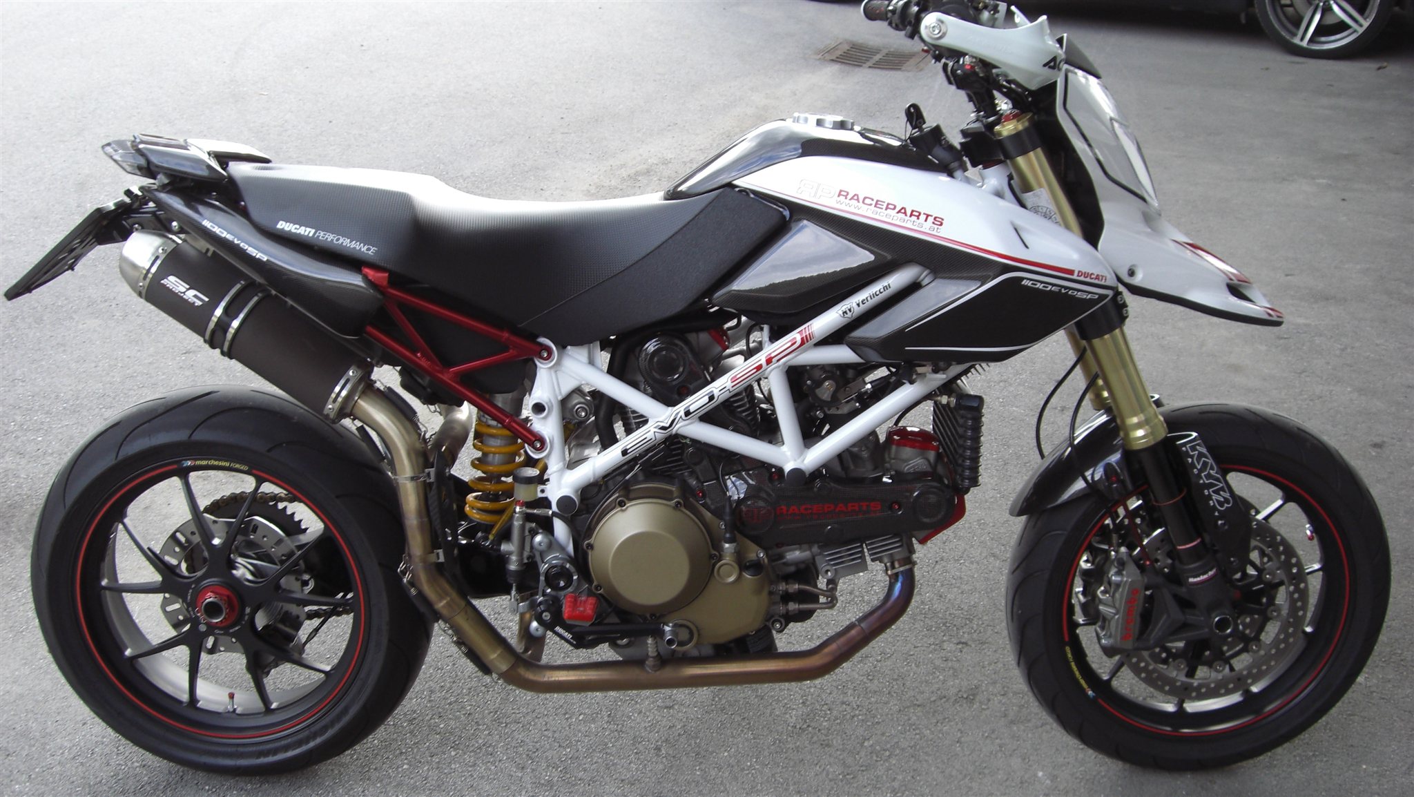 Обзор мотоцикла ducati monster 1100 evo — технические характеристики, фото и видео