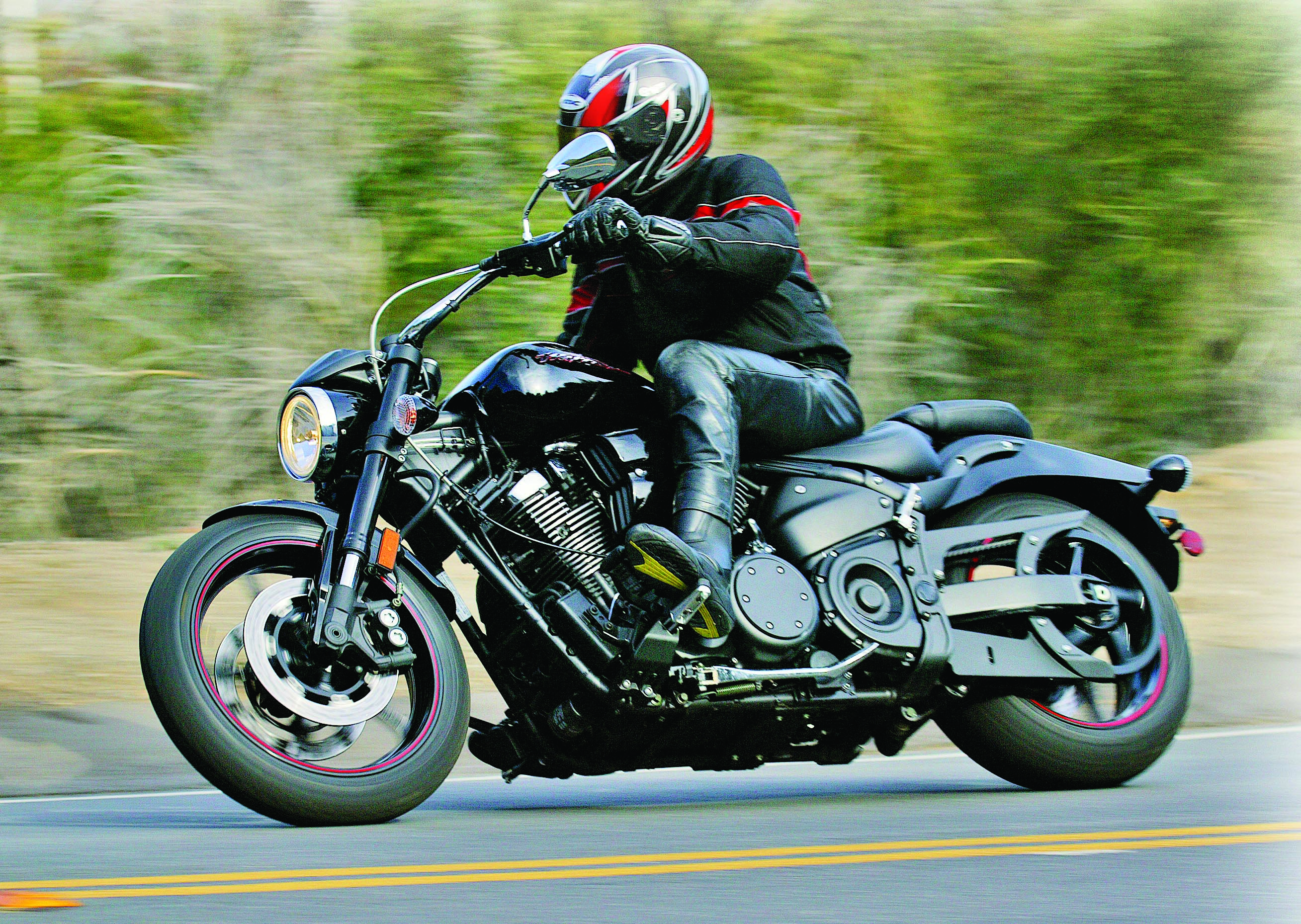 Yamaha xv1700 (road star, silverado, warrior): review, history, specs - bikeswiki.com, japanese motorcycle encyclopedia
