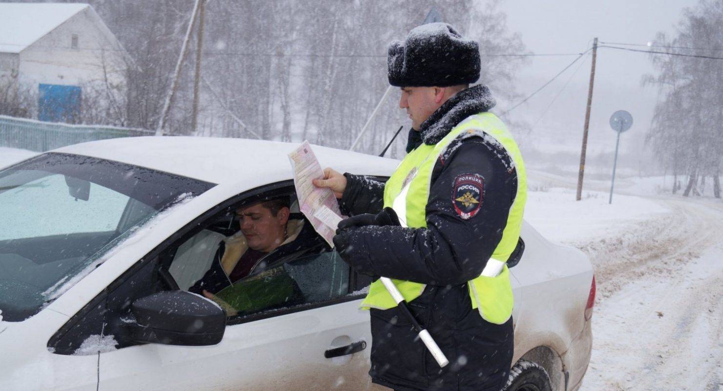 Управлять снегоходом и квадроциклом предлагают разрешить всем обладателям водительских прав - парламентская газета