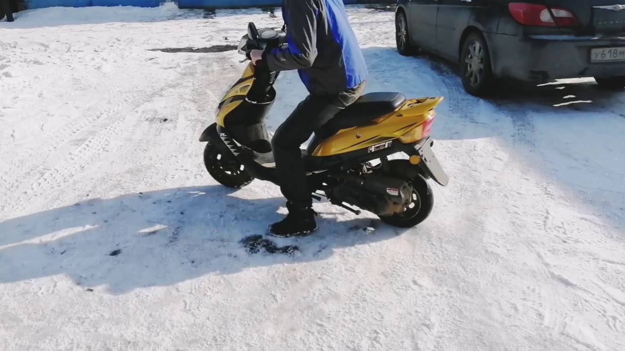 Снимать аккумулятор с мотоцикла на зиму или нет?