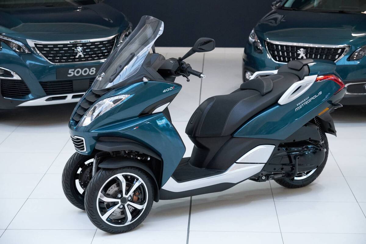 Peugeot metropolis 400i 2022 price, promo september, spec & reviews
