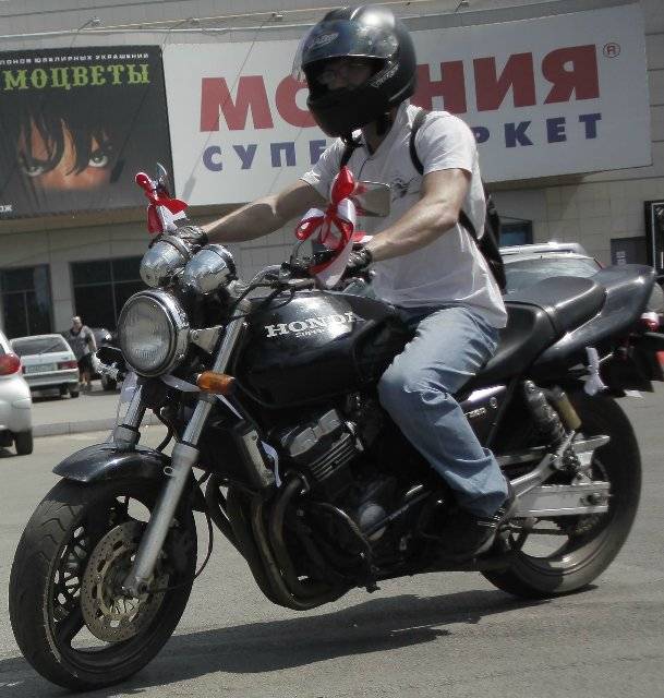 Классическая мечта — обзор мотоцикла honda cb400 | ru-moto