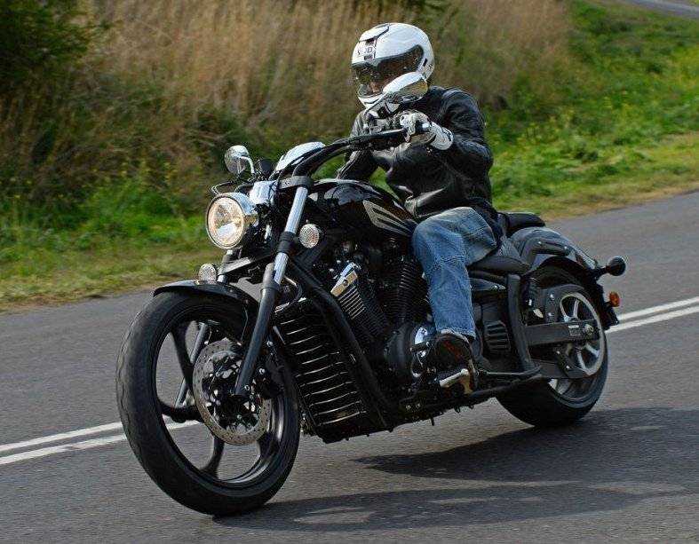 Yamaha xvs 1300 stryker — кастомный мотоцикл