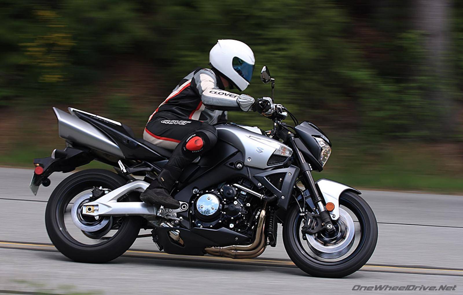 Тест-драйв мотоцикла Suzuki B-King