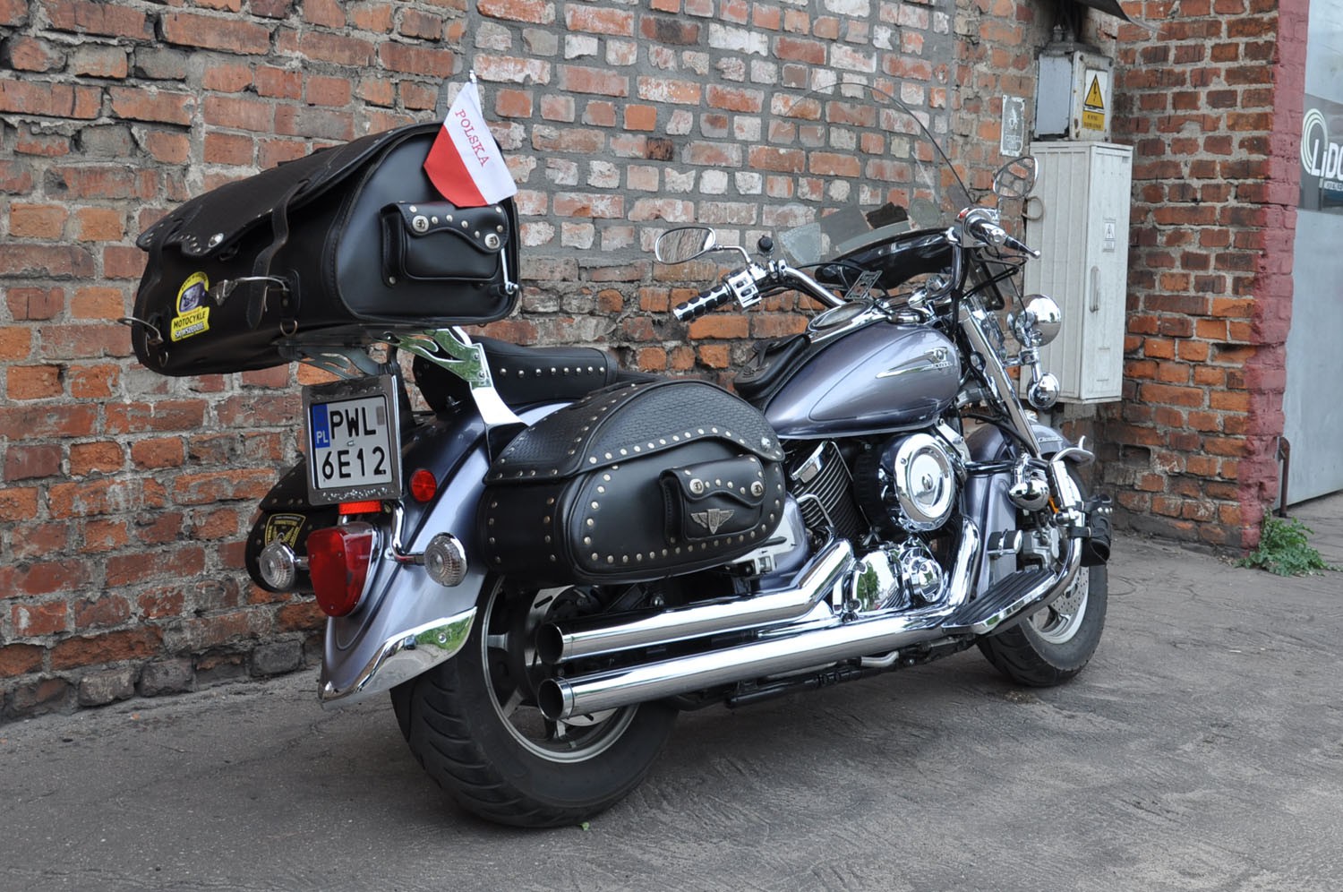 Обзор мотоцикла yamaha xvs 1100 drag star (v-star) — bikeswiki - энциклопедия японских мотоциклов