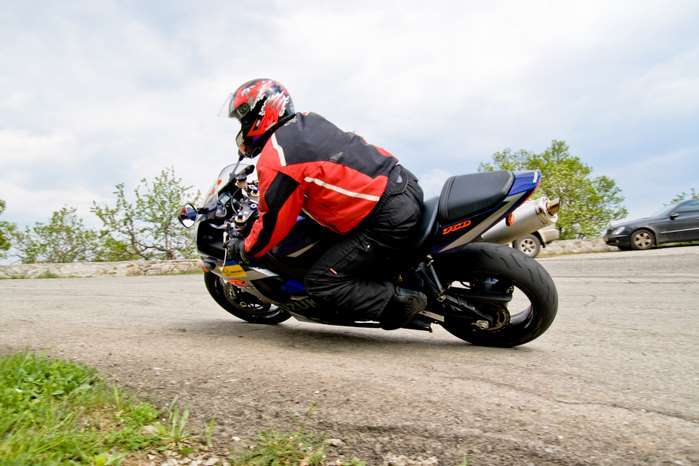 Honda dn-01 - удобный мотоцикл футуристичного облика