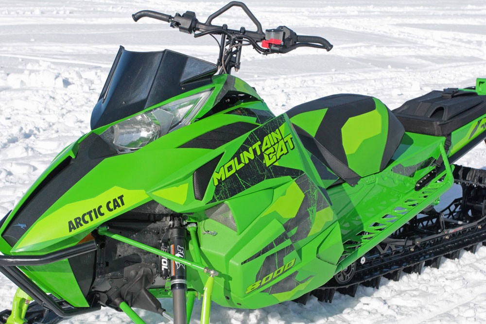 Спортивные снегоходы Arctic Cat