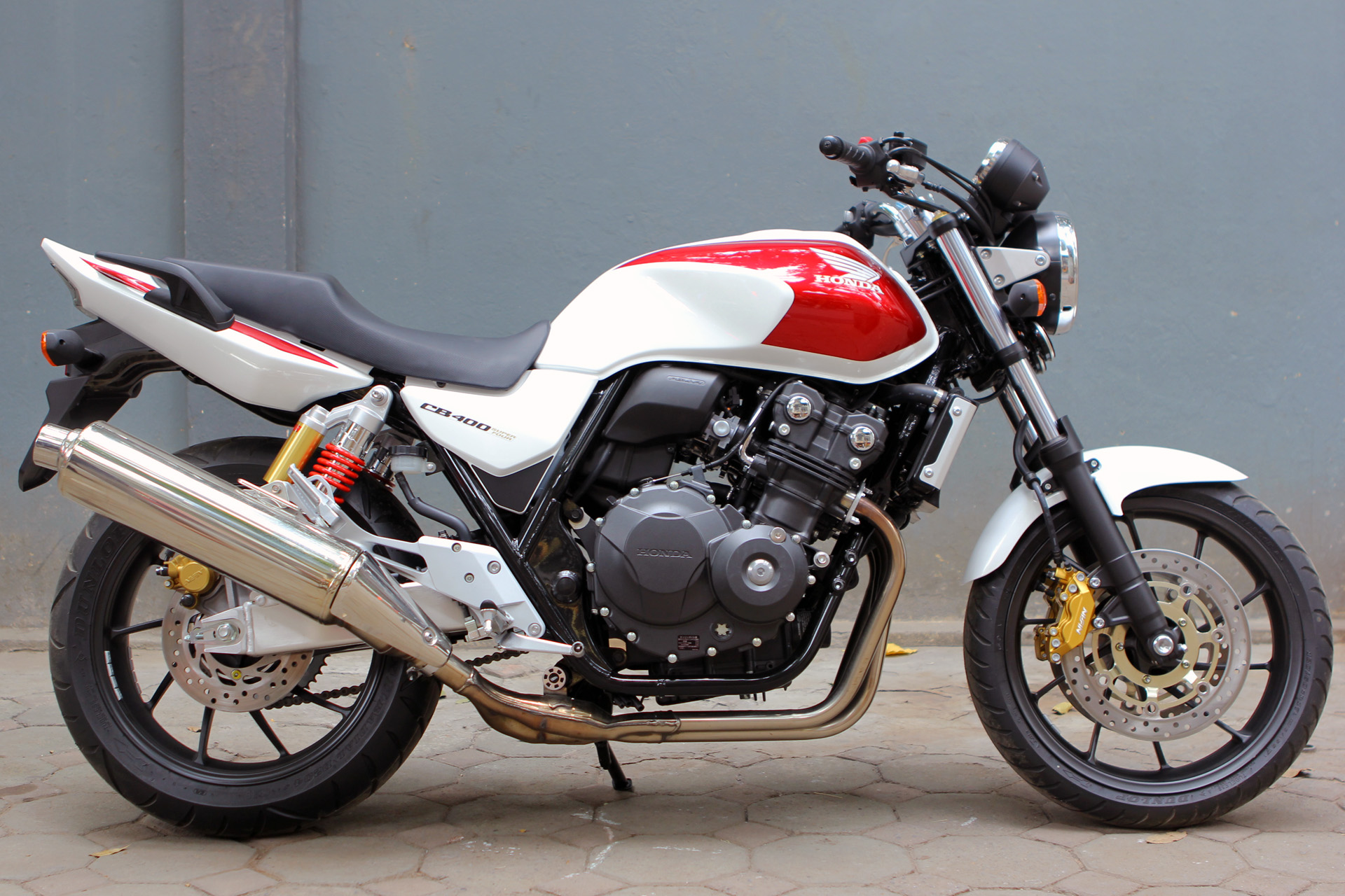 Honda cb400 super four – лучший мотоцикл для новичков