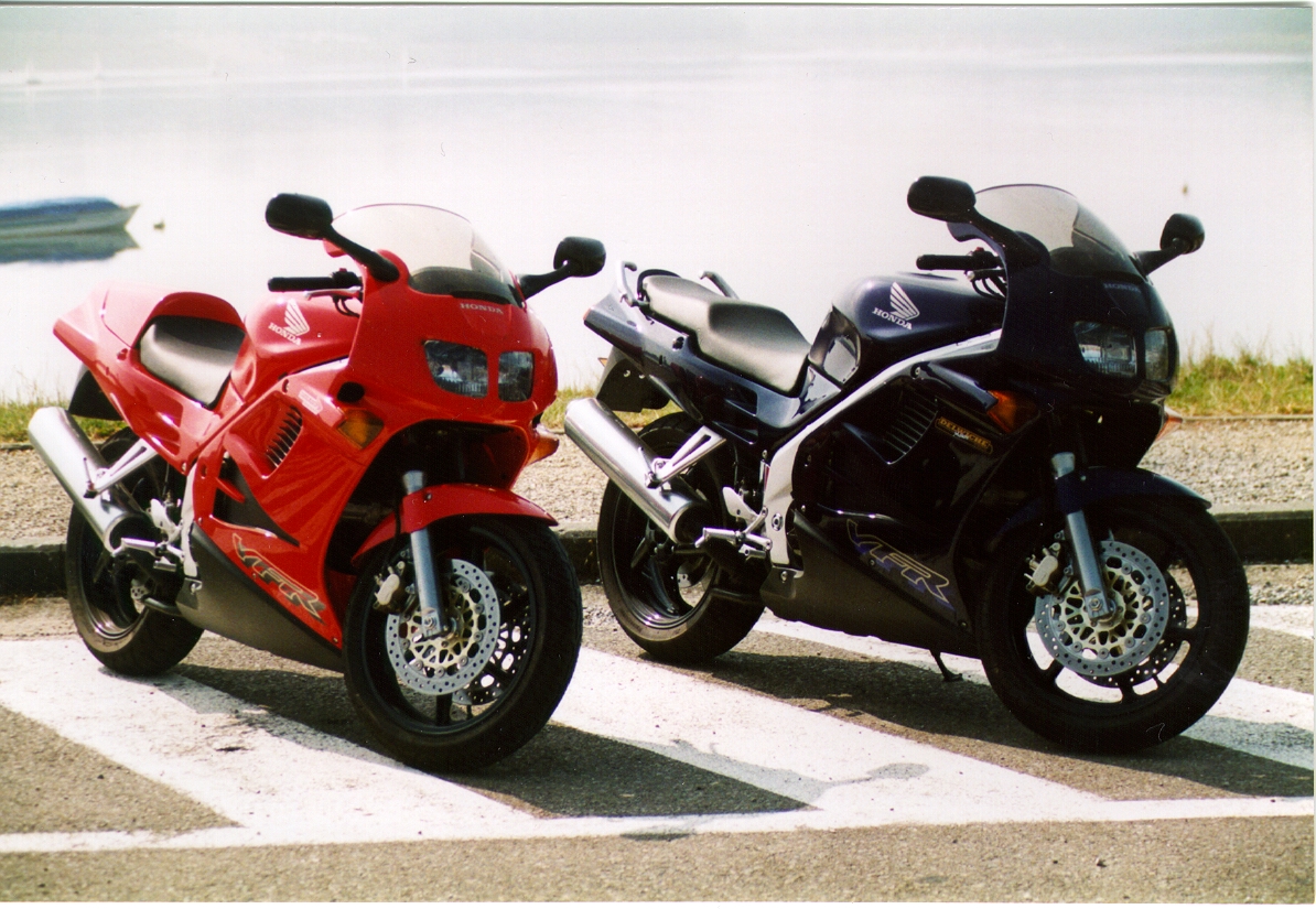 Мотоцикл honda vfr750 f 1993 — изучаем подробно