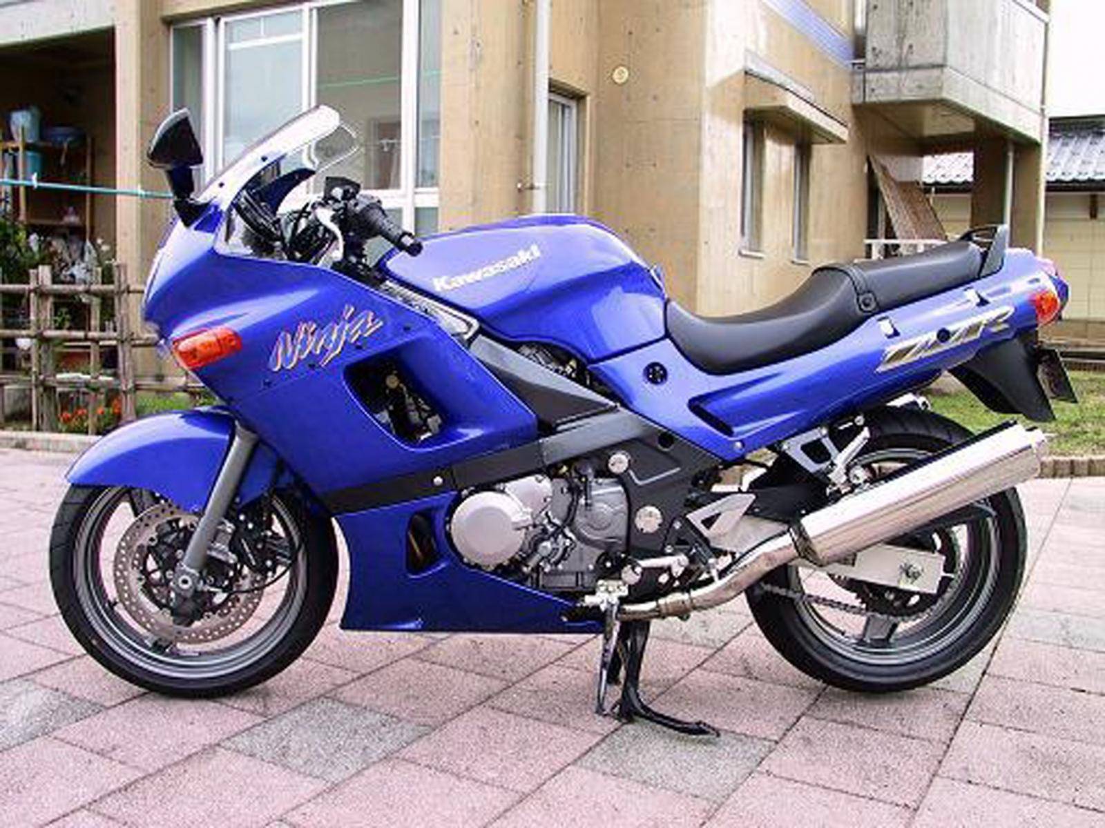 Мотоцикл kawasaki zzr 400 1997 (видео)