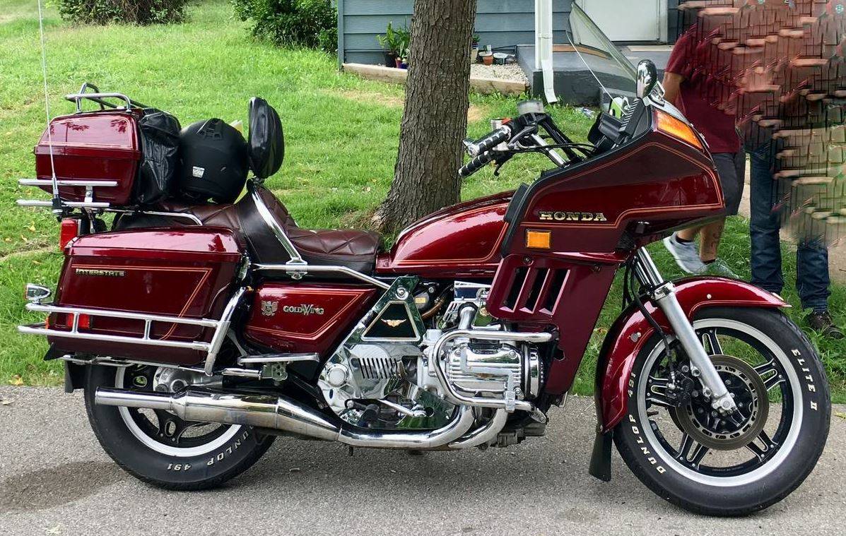 Мотоцикл honda gl 1100 gold wing aspencade 1982 фото, характеристики, обзор, сравнение на базамото