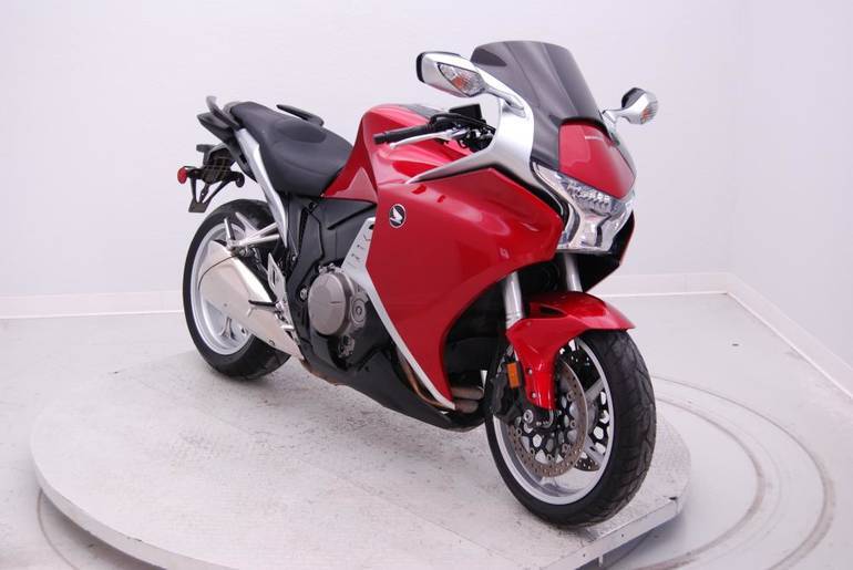 Обзор мотоцикла honda vfr1200x crosstourer — bikeswiki - энциклопедия японских мотоциклов