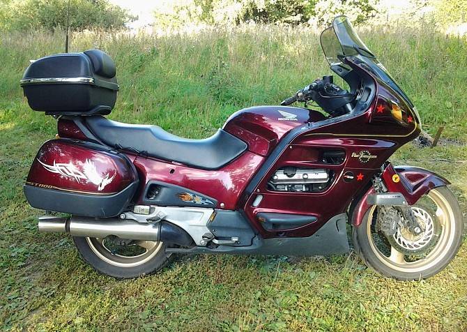 Мотоцикл honda st 1100 pan-european 1991