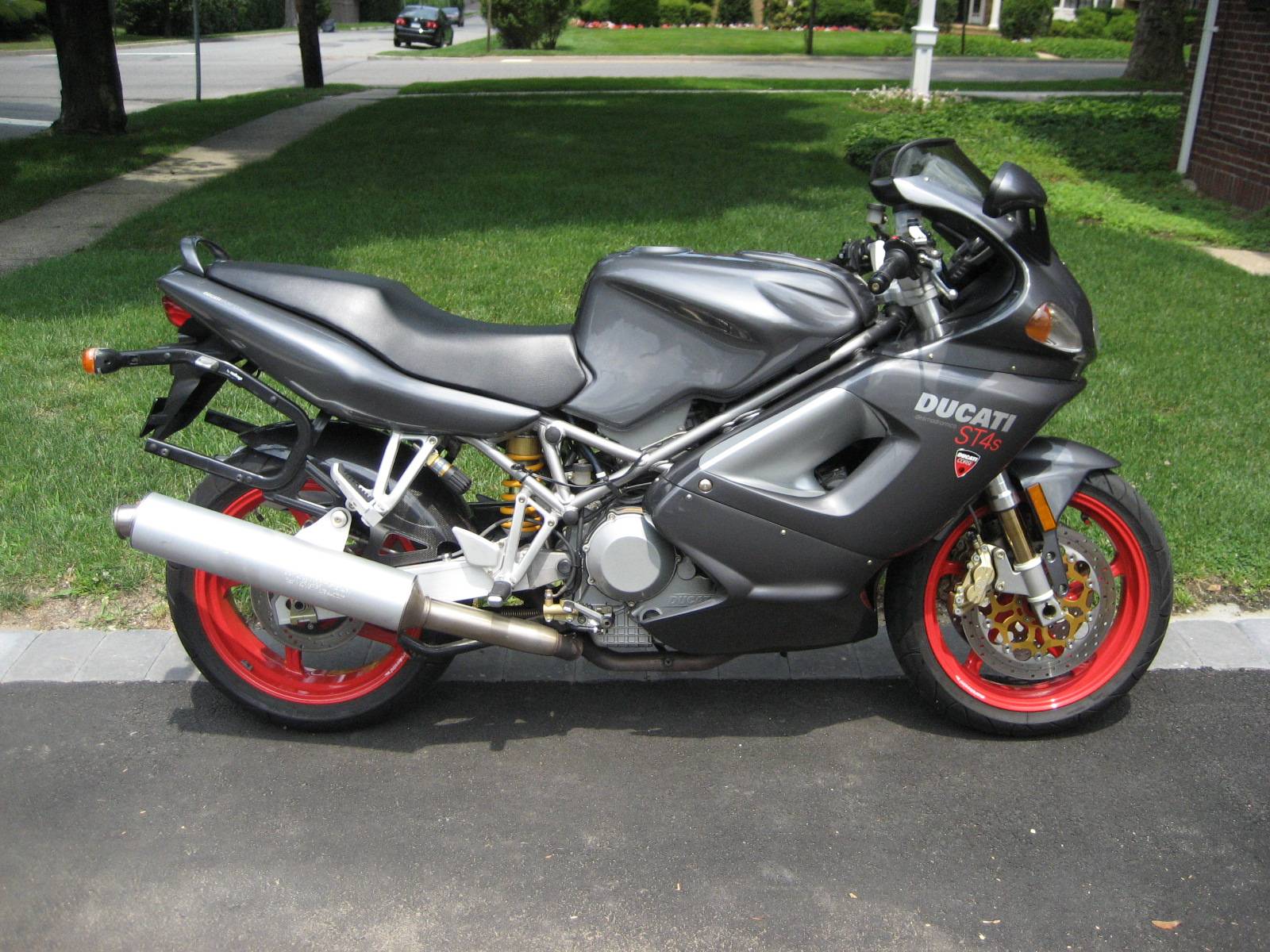 Мотоцикл ducati st4s abs 2003 цена, фото, характеристики, обзор, сравнение на базамото