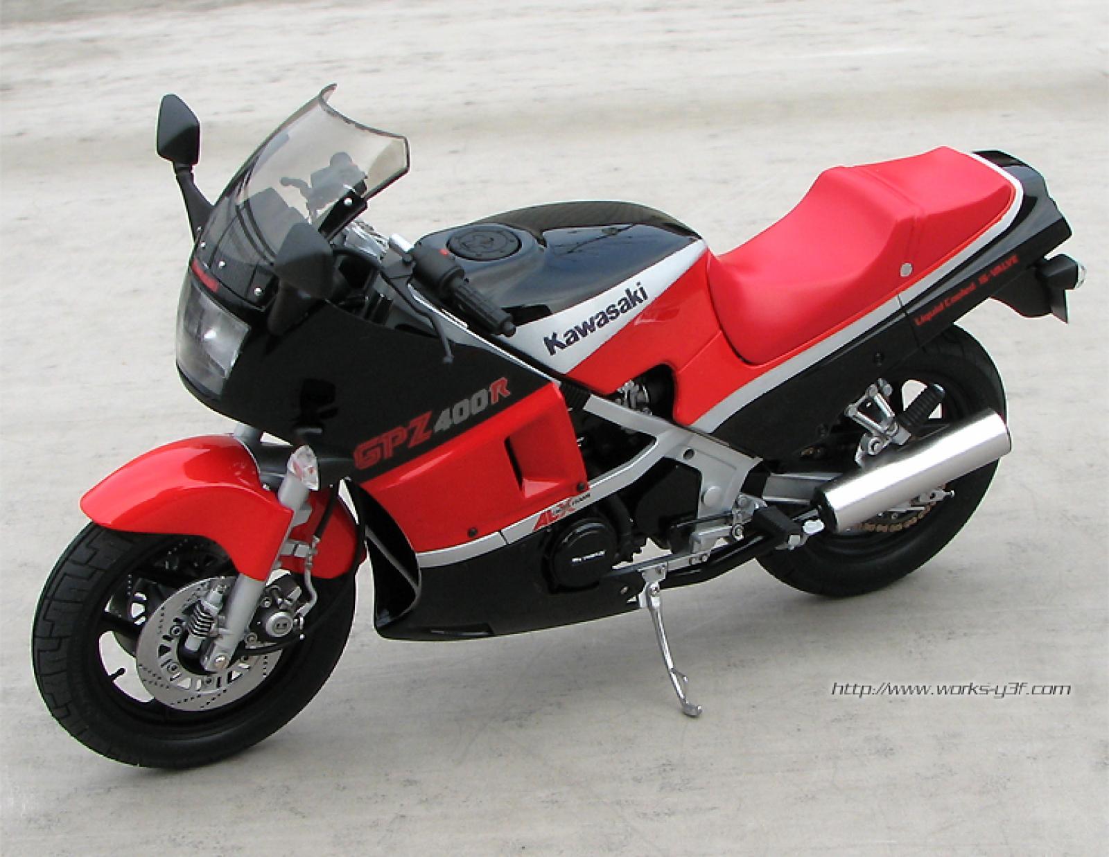 Kawasaki gpz 600 r - frwiki.wiki