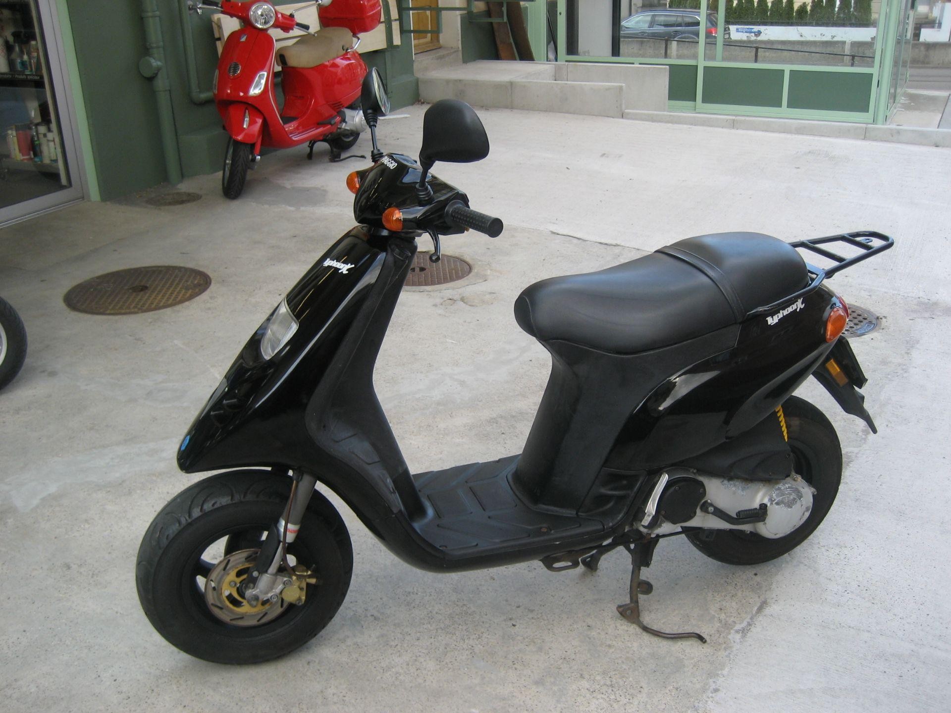 Гибридный скутер: piaggio mp3 hybrid