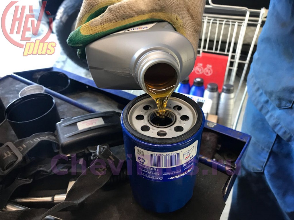 Замена масла и масляного фильтра в двигателе