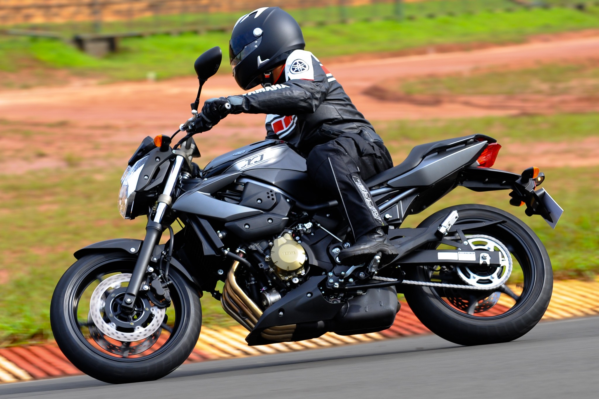 Мотоцикл  xj6 diversion f: технические характеристики, фото, видео