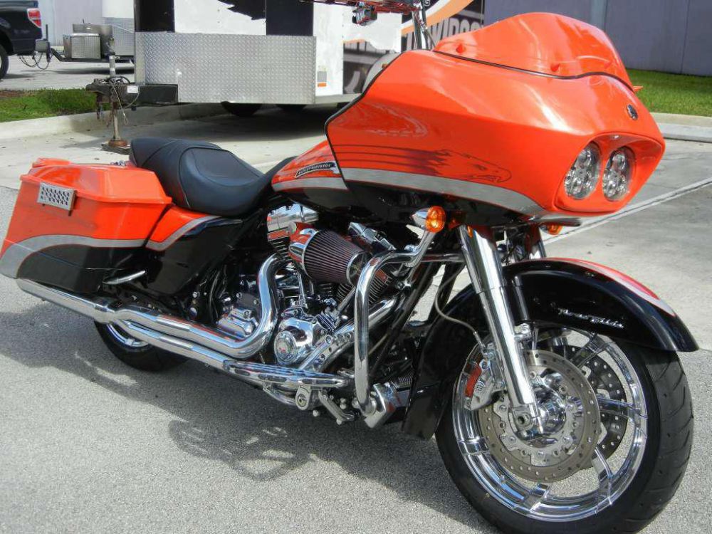 Road Glide CVO 2012