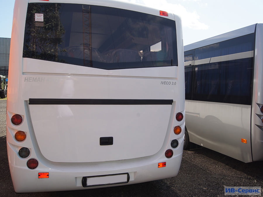 Туристический автобус неман 420224-11 на базе шасси iveco daily 65c15cc (28+2)