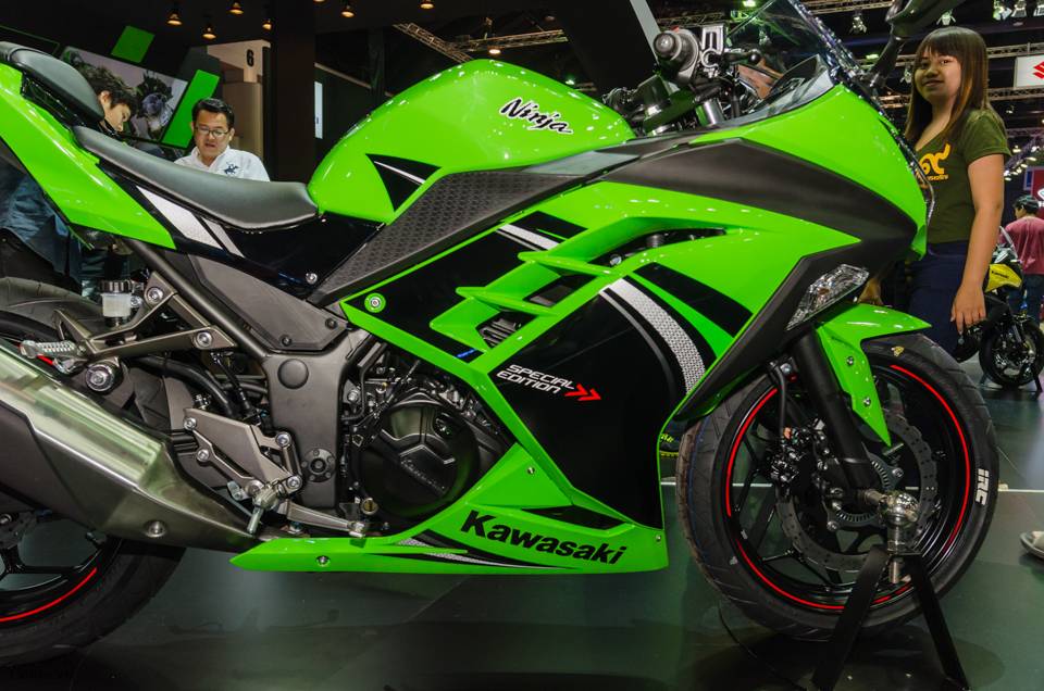 Обзор мотоцикла kawasaki ninja 300 - легкий маневренный байк