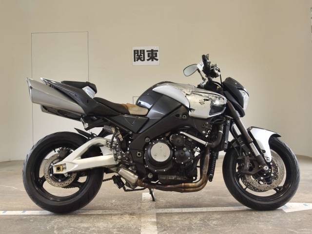 Тест-драйв мотоцикла suzuki b-king от swissblog и моторевю.