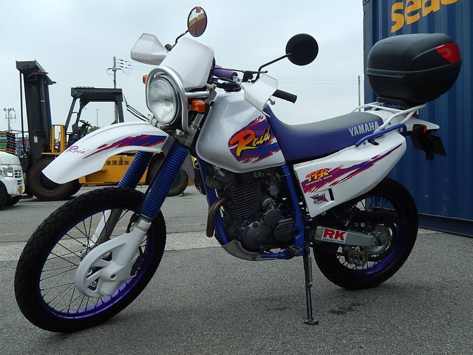 Yamaha tt-r250 open enduro:тест-драйв с honda xr250 и kawasaki klx250