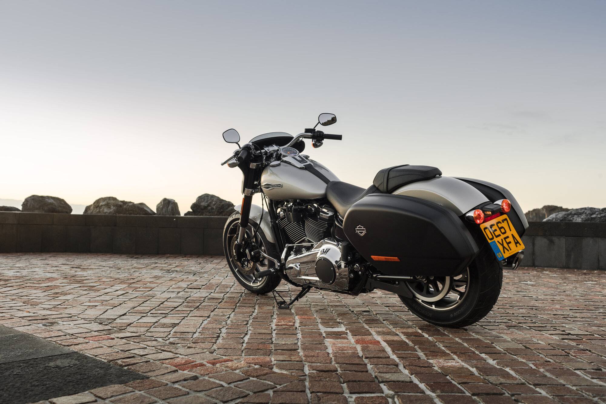 Harley davidson road glide limited 2020. тесты и подробности
