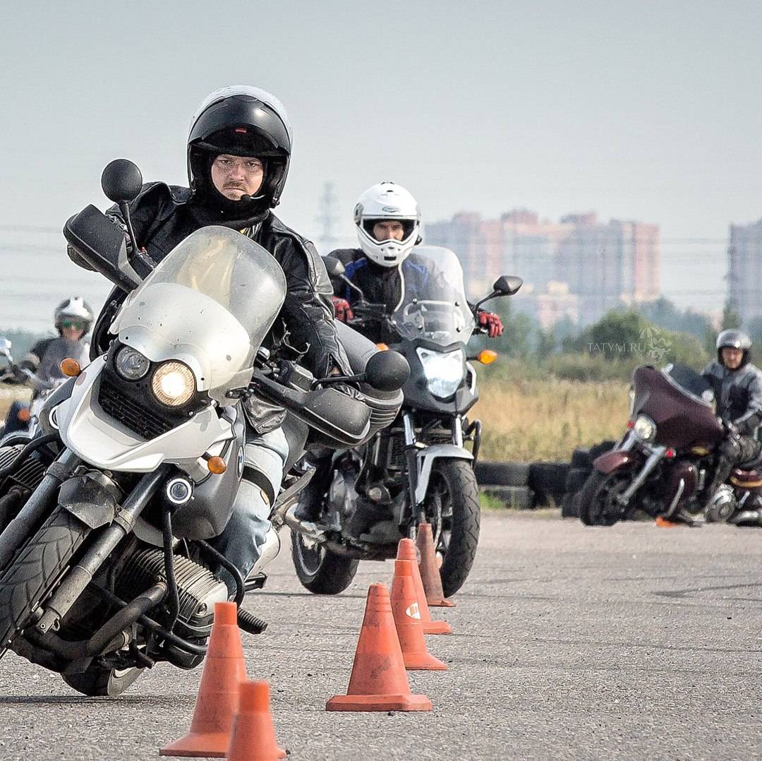 Вождение мотоцикла в беларуси: пдд и краткая информация | justarrived.by