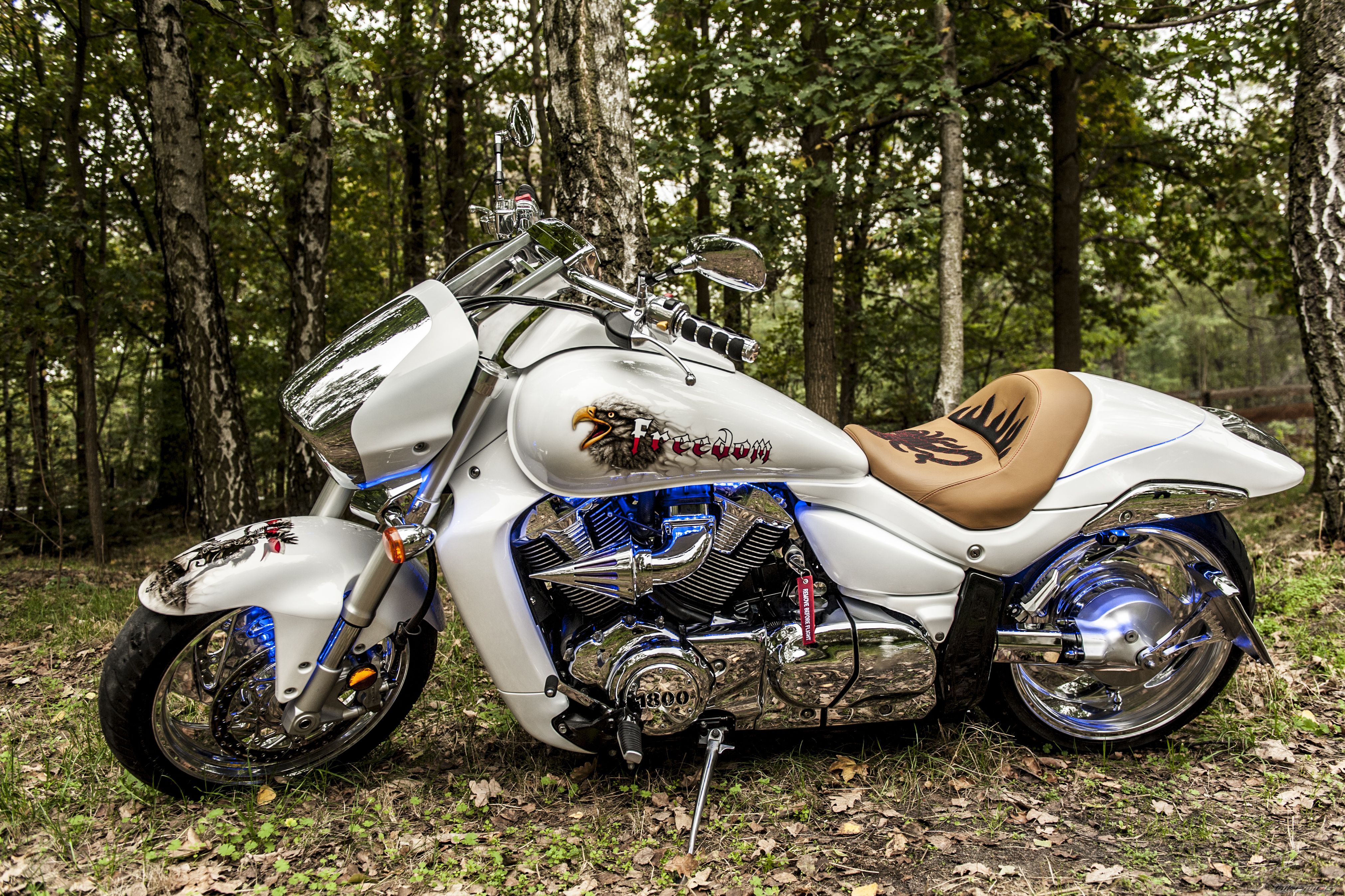 Мотоцикл suzuki intruder (сузуки интрудер) m 1800 r — безусловный лидер в категории круизеров