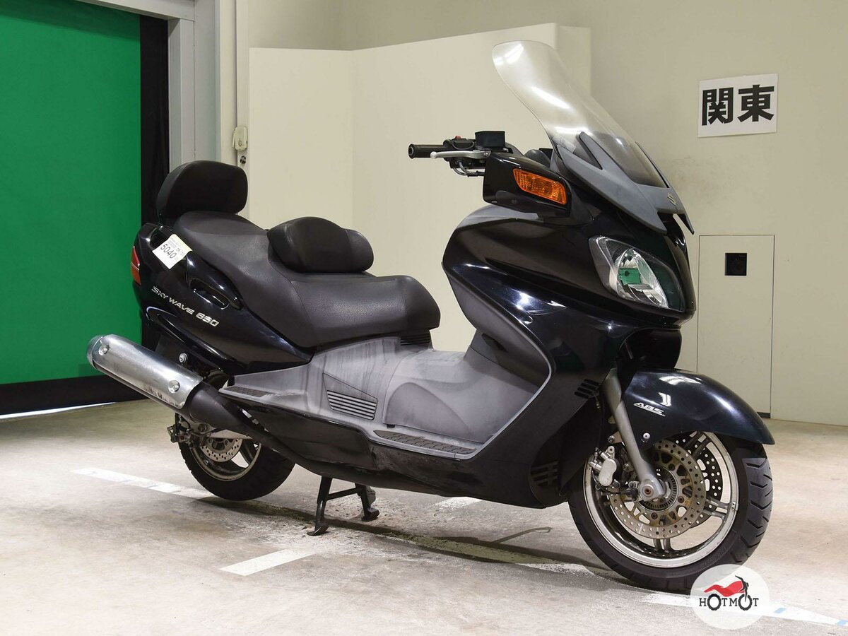 Обзор стильного макси скутера сузуки бургман (suzuki skywave) 650