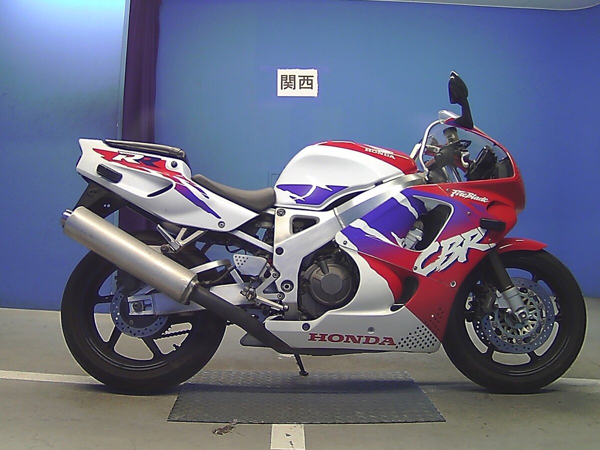 Мотоцикл хонда cbr 900 rr fireblade: обзор, технические характеристики, отзывы