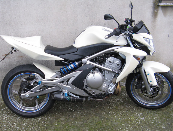 Обзор kawasaki er-6f