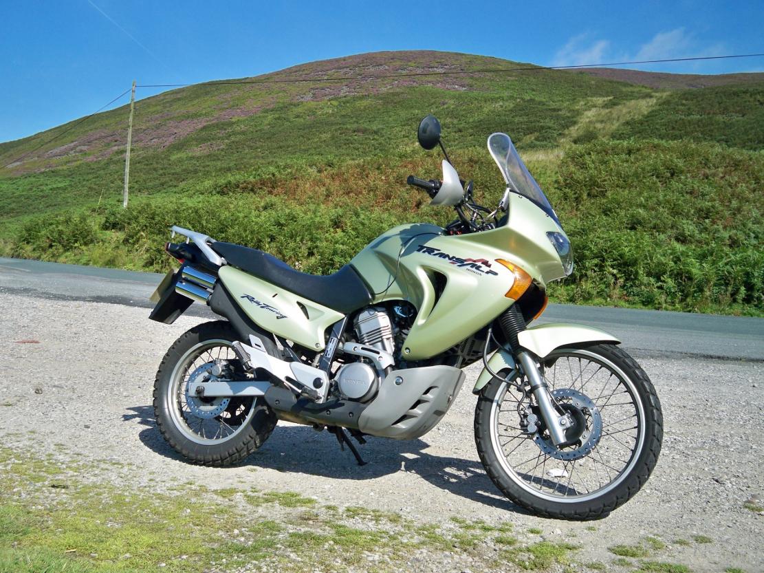Мотоцикл honda xl 400 v transalp: обзор, технические характеристики
