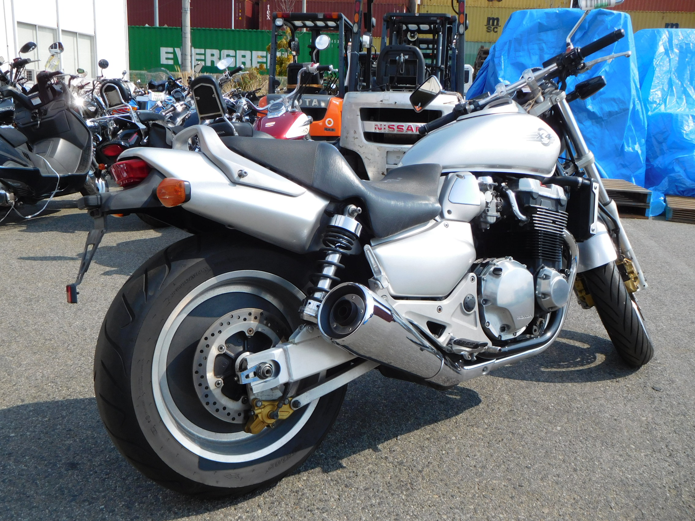 Обзор мотоцикла honda cr 250 r — bikeswiki - энциклопедия японских мотоциклов