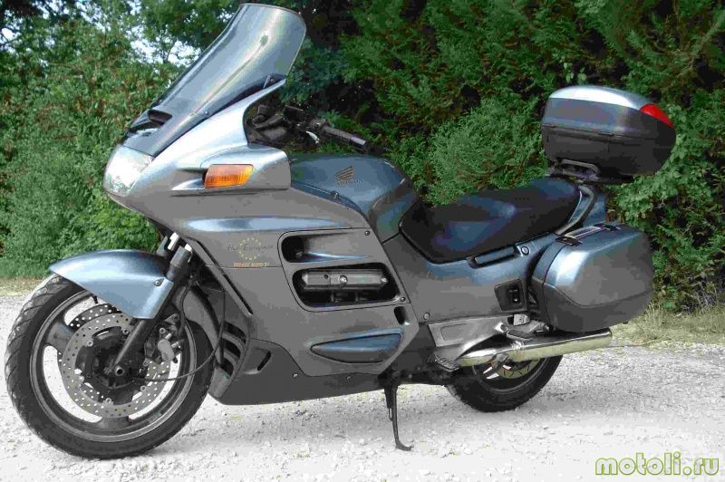 Обзор мотоцикла honda st1300 pan european — bikeswiki - энциклопедия японских мотоциклов