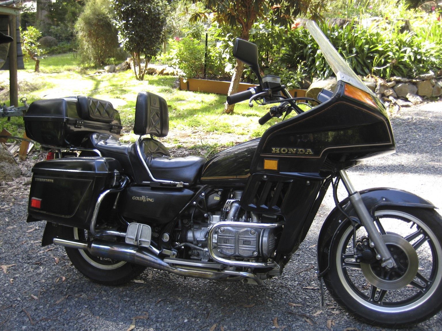 Мотоцикл honda gl 1200 gold wing aspencade 1986 обзор