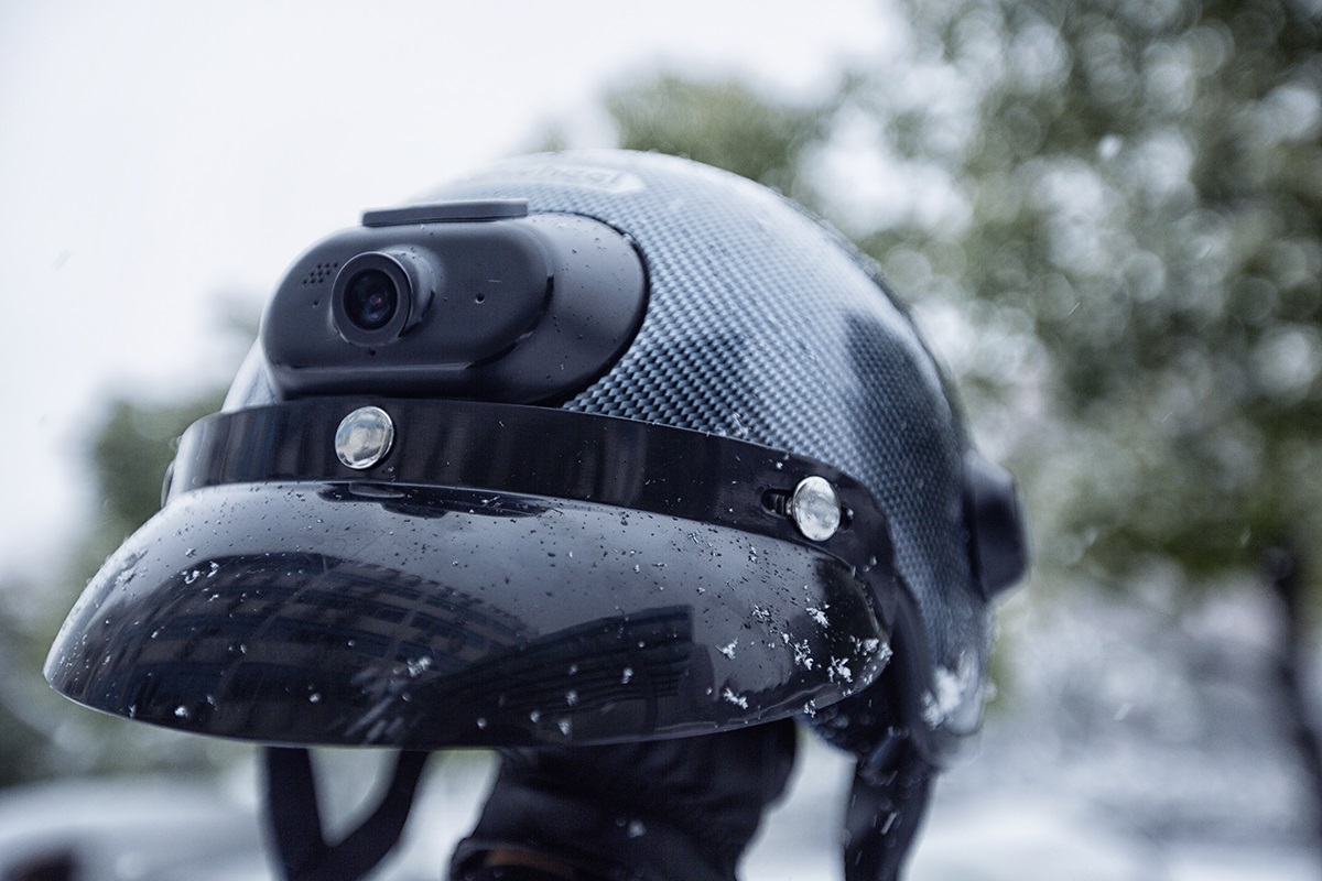 Камера на шлем – опасно и незаконно?
