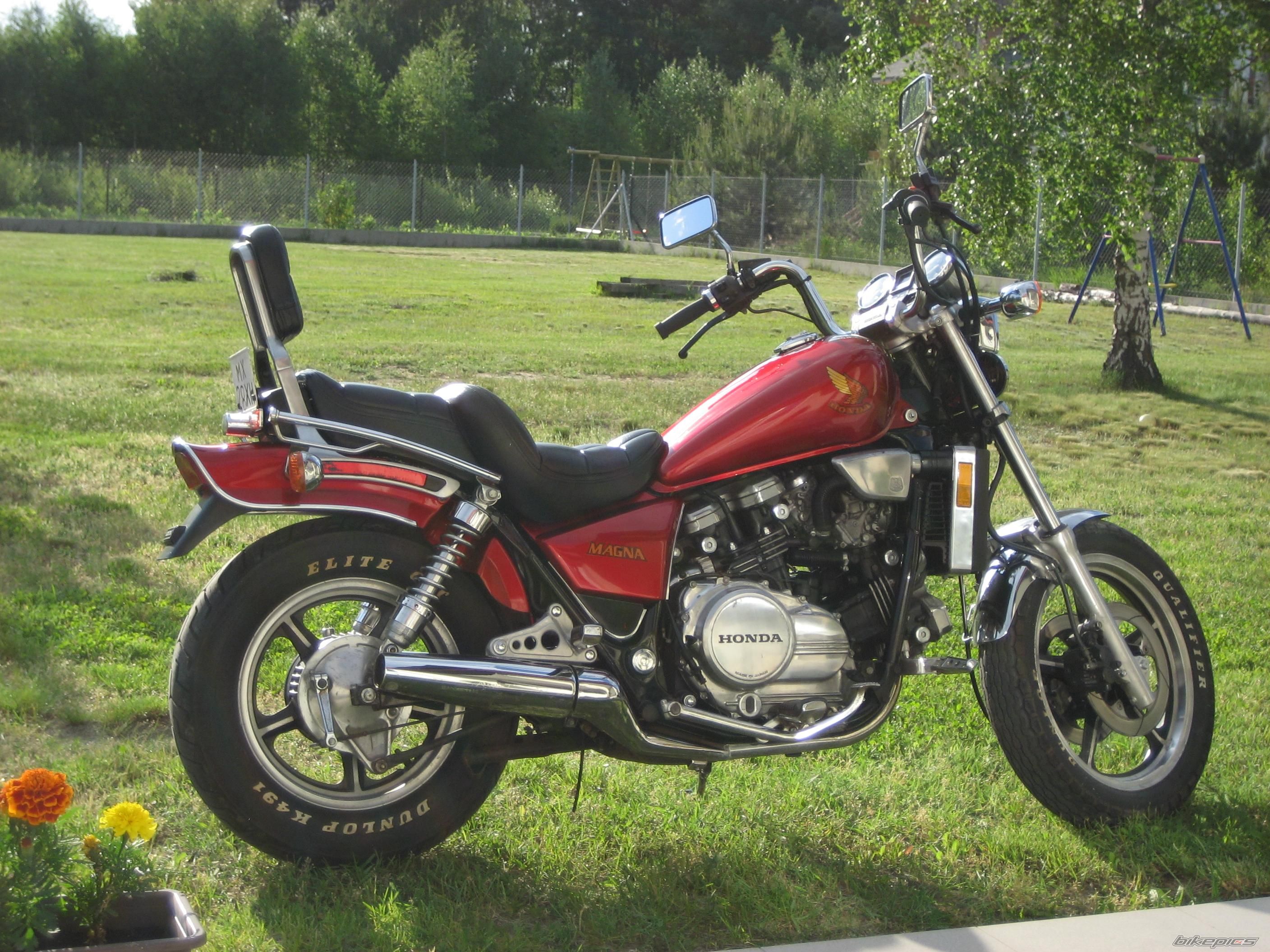 Обзор мотоцикла honda vf750f (v45 interceptor) — bikeswiki - энциклопедия японских мотоциклов