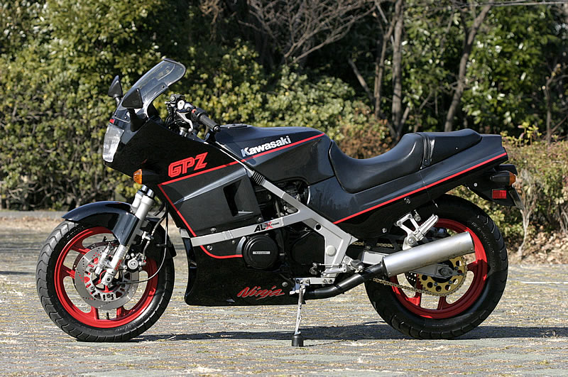 Мотоцикл kawasaki gpz 110: технические характеристики, отзывы владельцев байка