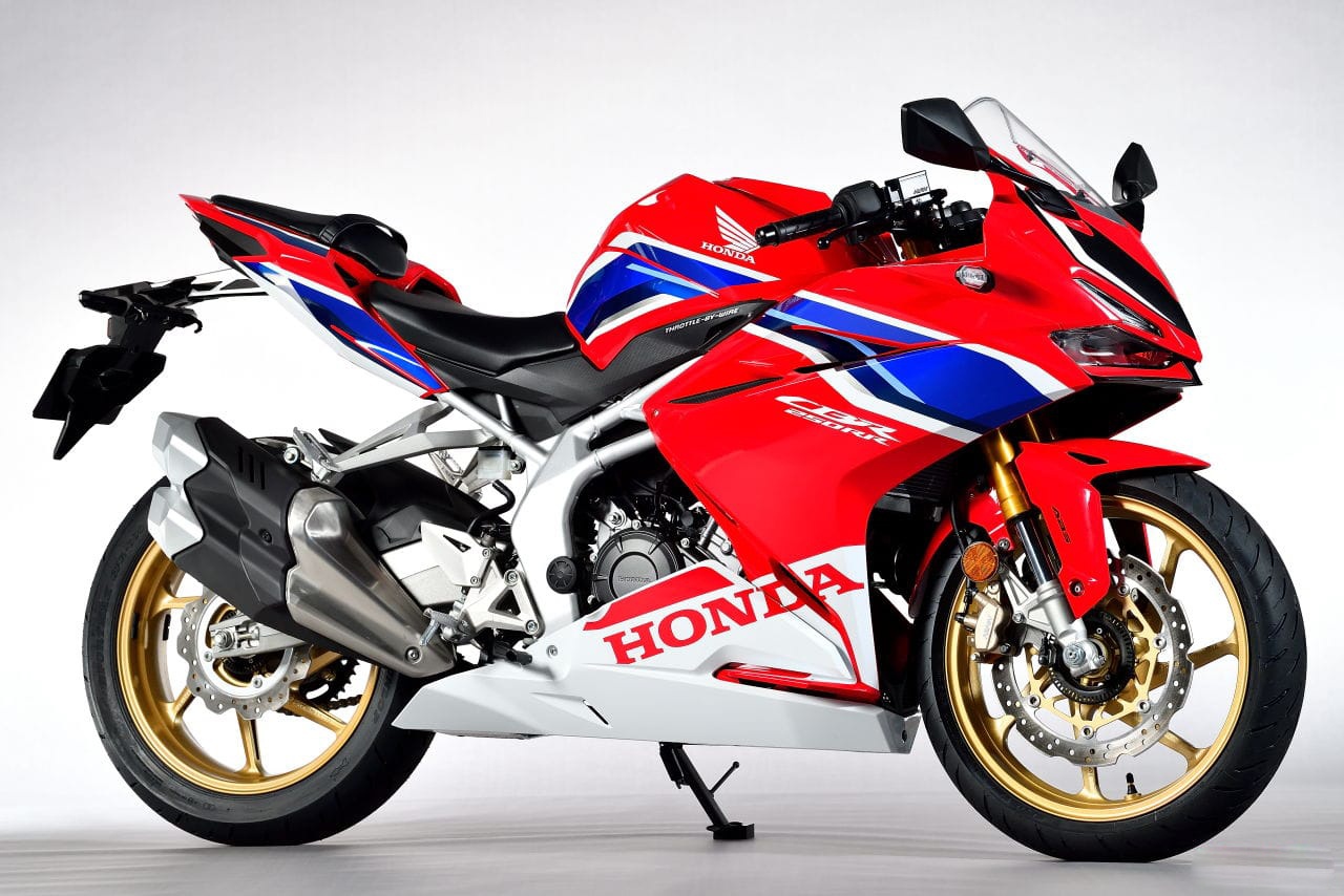 Honda cbr 250 rr — спортивный мотоцикл из 90х