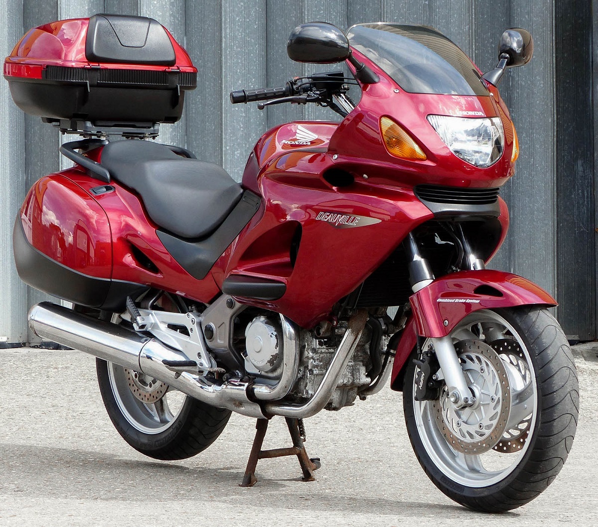 Мотоцикл honda deauville 2007